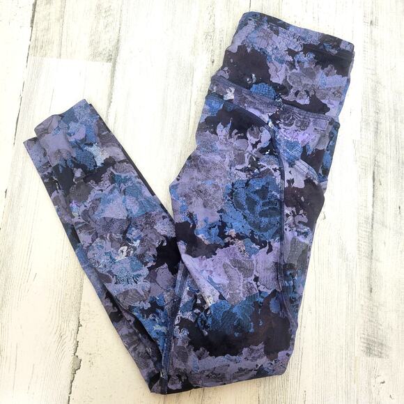 Lululemon Screen Camo Leggings Size 4 AS IS - Picture 3 of 13